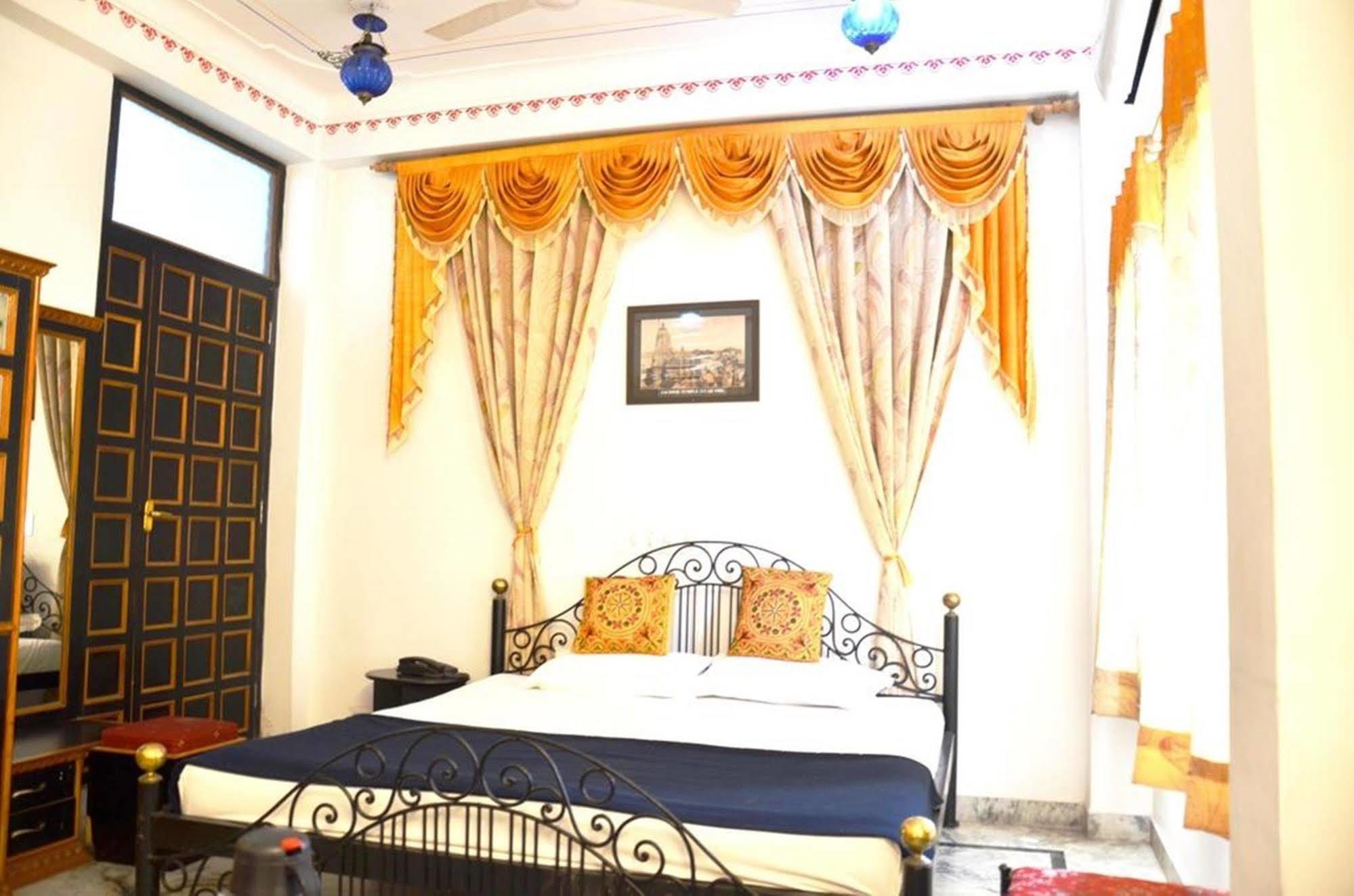 Baba Palace Udaipur Kültér fotó